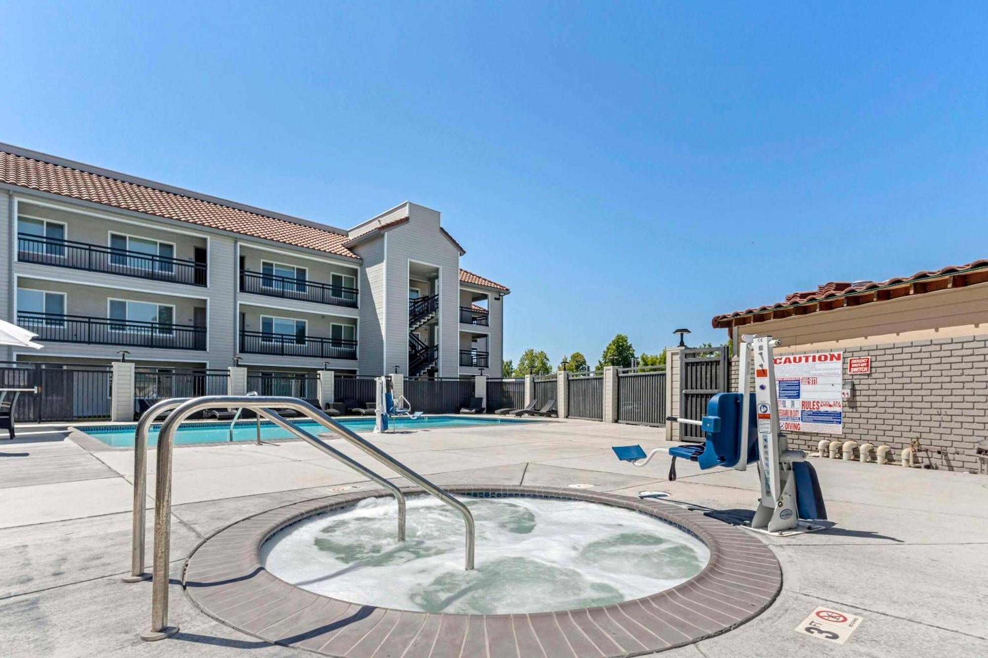 Country Inn & Suites By Radisson, Vallejo Napa Valley, Ca Екстер'єр фото
